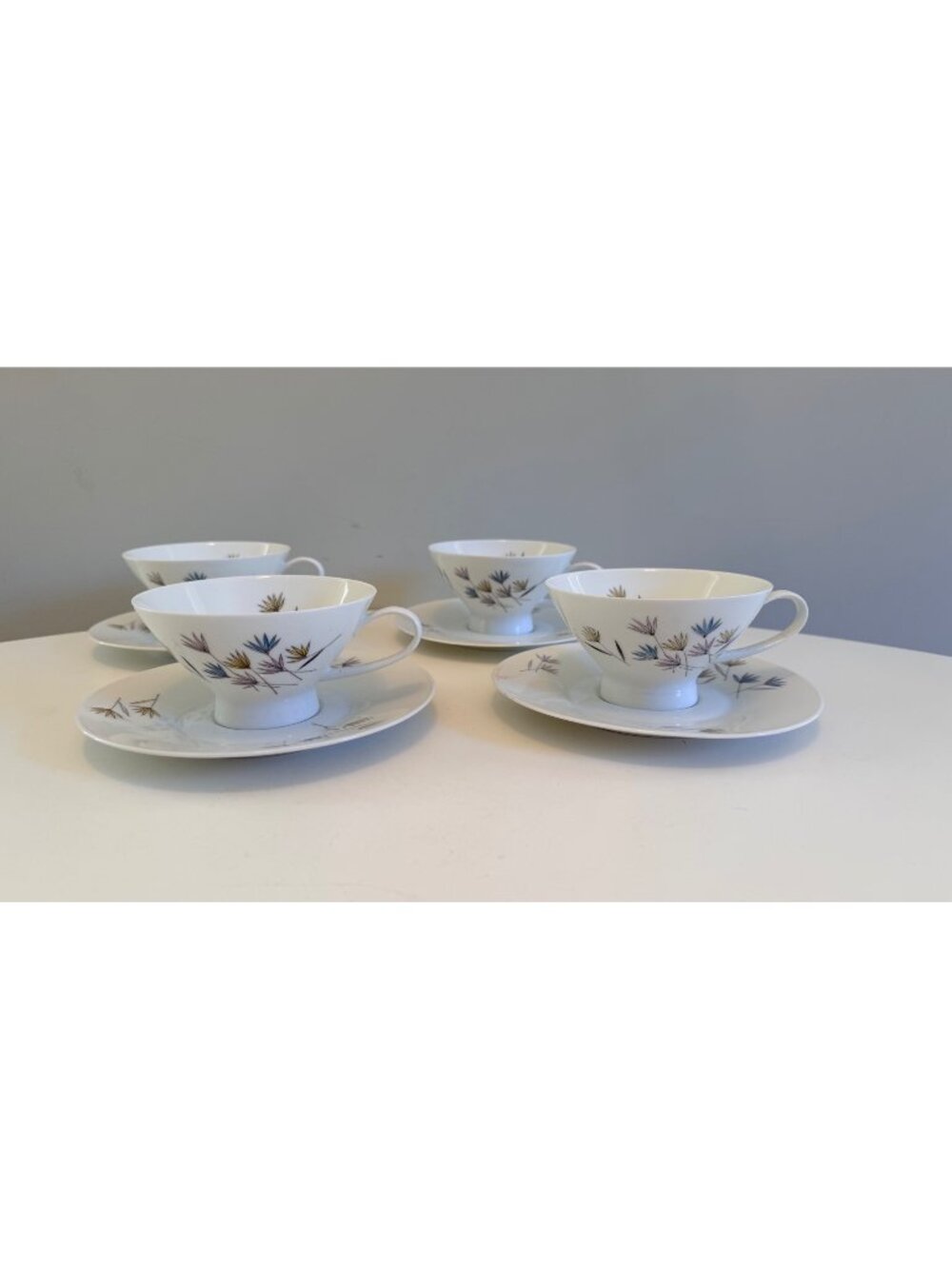 Vintage Rosenthal Teacups & Saucers Set of 4 Mid Century Modern Stylized Flowers
